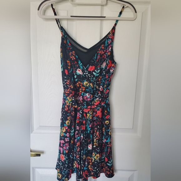 Floral Sleeveless Skort Dress - Picture 3 of 3